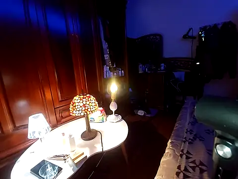 Snapshot of KennyLOVERboy chatting on February 27, 2025, 5:51 am KennyLOVERboy online show from February 27, 2025, 5:51 am