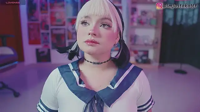 Snapshot of sensualkattt chatting on October 28, 2025, 12:59 pm sensualkattt online show from October 28, 2025, 12:59 pm