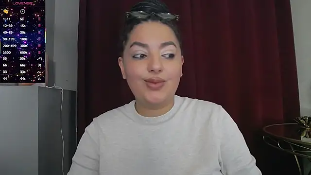 Snapshot of BustyAllyy chatting on October 23, 2025, 5:00 pm BustyAllyy online show from October 23, 2025, 5:00 pm