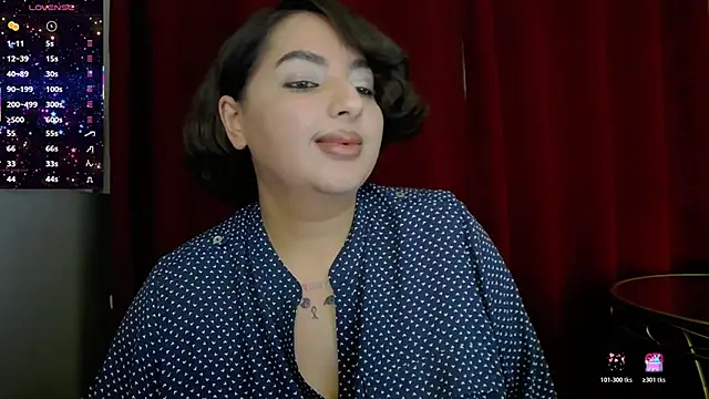 Snapshot of BustyAllyy chatting on November 16, 2025, 10:02 pm BustyAllyy online show from November 16, 2025, 10:02 pm