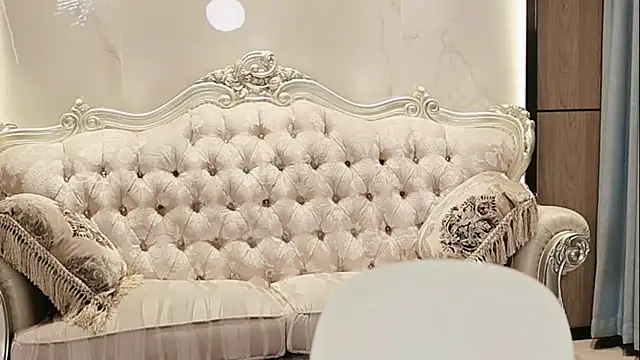 lilies-sweet online show from June 27, 2026, 12:22 pm