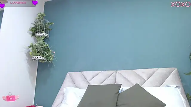 Snapshot of SharisWillian chatting on September 27, 2025, 3:45 am SharisWillian online show from September 27, 2025, 3:45 am
