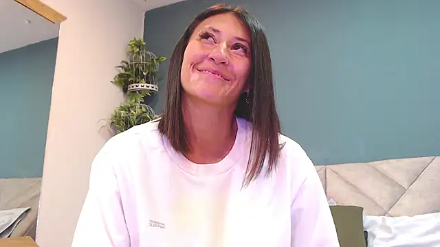 SharisWillian online show from February 2, 2026, 3:38 am