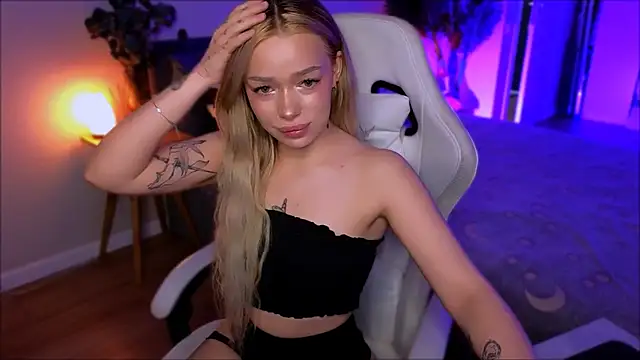 Lily Yin online show from March 30, 2026, 5:42 am