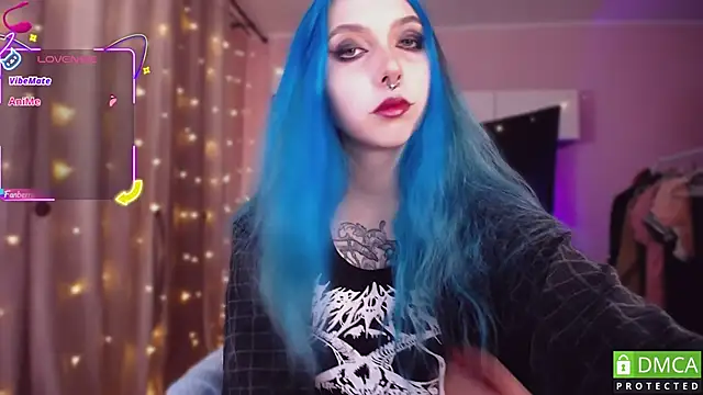 Snapshot of JustMeowGirl chatting on November 2, 2025, 4:28 am JustMeowGirl online show from November 2, 2025, 4:28 am