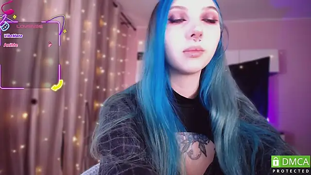 Snapshot of JustMeowGirl chatting on November 10, 2025, 4:17 am JustMeowGirl online show from November 10, 2025, 4:17 am