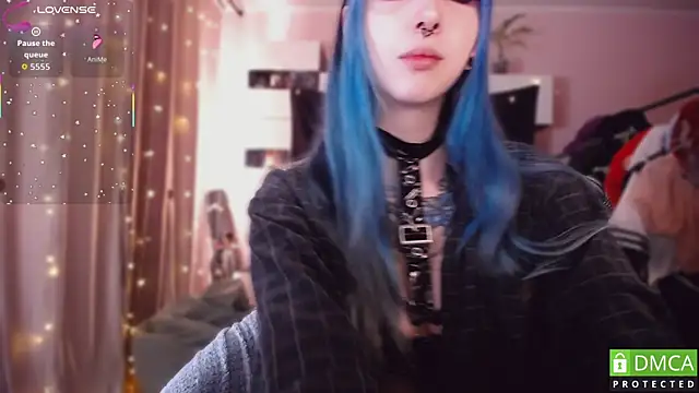 Snapshot of JustMeowGirl chatting on January 19, 2026, 5:11 am JustMeowGirl online show from January 19, 2026, 5:11 am