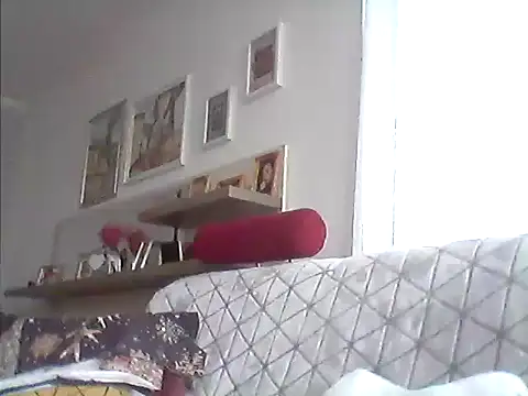 Snapshot of Schnubby1 chatting on December 3, 2024, 10:34 am Schnubby1 online show from December 3, 2024, 10:34 am