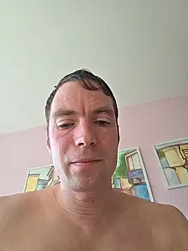 Snapshot of Schnubby1 chatting on March 1, 2026, 1:44 pm Schnubby1 online show from March 1, 2026, 1:44 pm