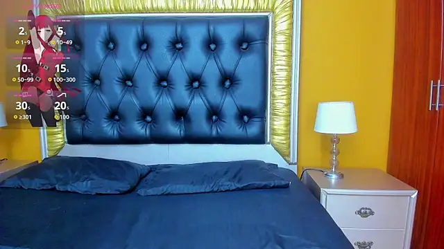 Snapshot of Foxy_Assh_ chatting on October 30, 2025, 4:11 am Foxy Assh online show from October 30, 2025, 4:11 am