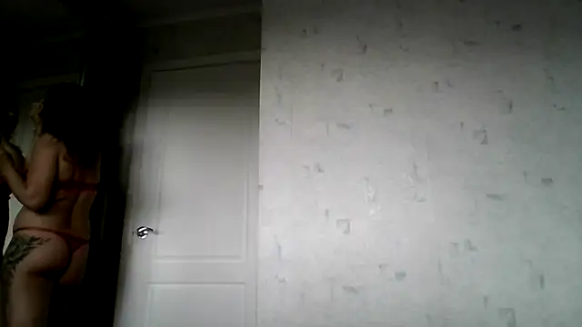 Snapshot of AngelinaLove28 chatting on May 18, 2026, 8:19 am AngelinaLove28 online show from May 18, 2026, 8:19 am