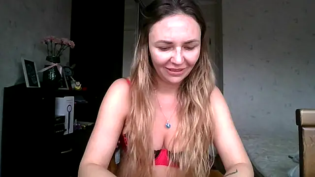 Snapshot of AngelinaLove28 chatting on November 8, 2025, 7:56 am AngelinaLove28 online show from November 8, 2025, 7:56 am