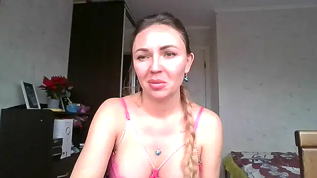 Snapshot of AngelinaLove28 chatting on November 28, 2025, 6:57 am AngelinaLove28 online show from November 28, 2025, 6:57 am