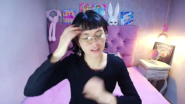 Snapshot of charlottemoonxz chatting on March 16, 2026, 6:54 pm charlottemoonxz online show from March 16, 2026, 6:54 pm