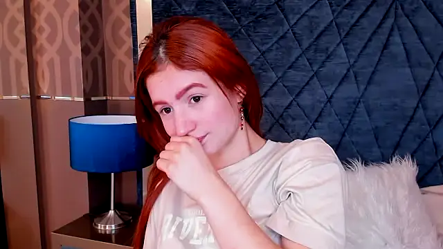 Snapshot of AdelaineBest chatting on February 1, 2025, 7:26 am AdelaineBest online show from February 1, 2025, 7:26 am