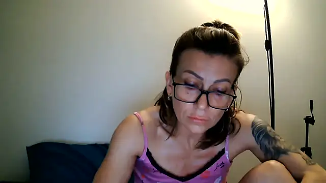 anechka1 online show from July 30, 2026, 1:16 am
