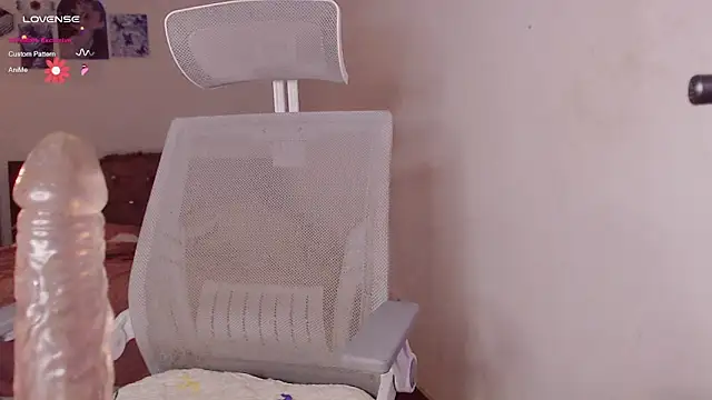 Snapshot of _OMO_ chatting on March 2, 2026, 7:21 pm OMO online show from March 2, 2026, 7:21 pm