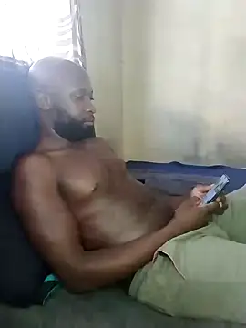 Snapshot of Stallion100 chatting on January 25, 2025, 3:52 pm Stallion100 online show from January 25, 2025, 3:52 pm