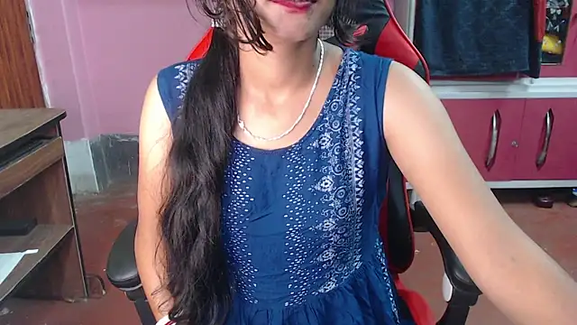 Snapshot of Angel_Alison_ chatting on February 11, 2025, 9:25 pm Angel Alison  online show from February 11, 2025, 9:25 pm