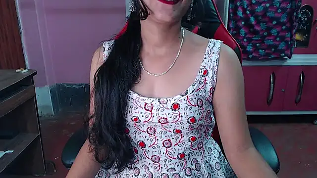 Snapshot of Angel_Alison_ chatting on February 19, 2025, 5:49 pm Angel Alison  online show from February 19, 2025, 5:49 pm