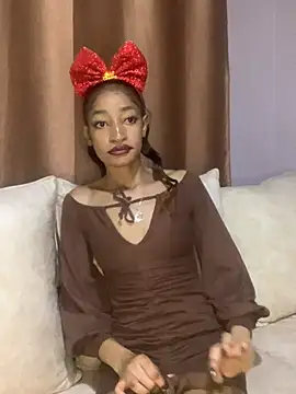 Snapshot of GoddessVee chatting on December 20, 2024, 11:58 pm GoddessVee online show from December 20, 2024, 11:58 pm