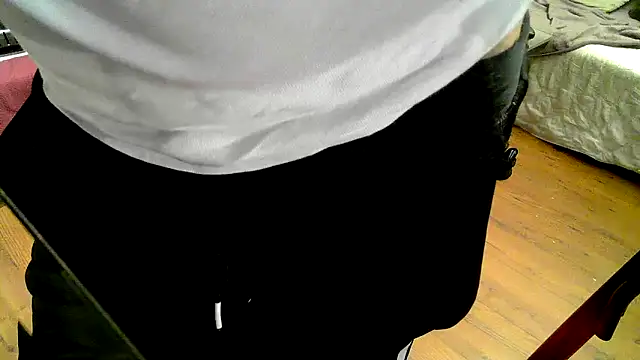 0815lukas2024 online show from September 20, 2025, 9:42 pm