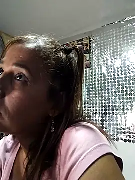 Snapshot of CaroMasha chatting on March 21, 2025, 11:23 pm CaroMasha online show from March 21, 2025, 11:23 pm