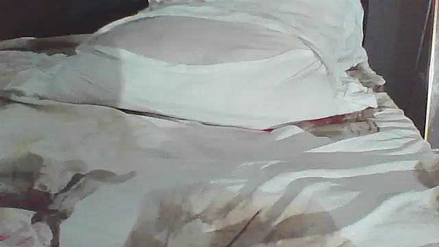 Snapshot of julietunderwoood chatting on March 20, 2026, 4:30 pm julietunderwoood online show from March 20, 2026, 4:30 pm