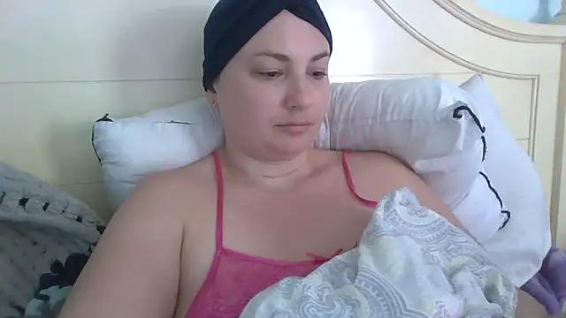 Snapshot of MilfyMrsRobinson chatting on May 31, 2026, 1:39 pm MilfyMrsRobinson online show from May 31, 2026, 1:39 pm