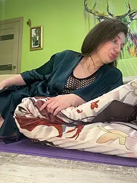 Snapshot of MooonReal chatting on January 18, 2026, 9:35 am MooonReal online show from January 18, 2026, 9:35 am