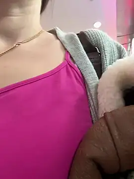 Snapshot of MooonReal chatting on January 24, 2025, 4:27 am MooonReal online show from January 24, 2025, 4:27 am