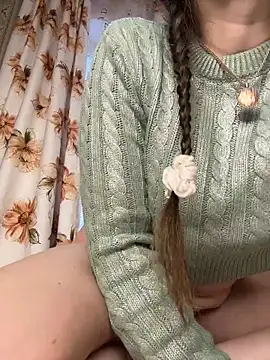 Snapshot of MooonReal chatting on December 23, 2025, 3:17 am MooonReal online show from December 23, 2025, 3:17 am