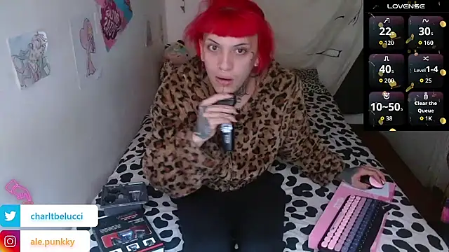 Snapshot of charlotbelucci_ chatting on June 26, 2026, 11:49 am charlotbelucci online show from June 26, 2026, 11:49 am