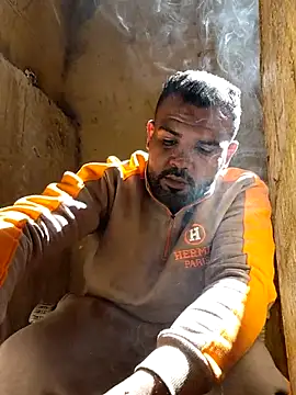 ListedLoin online show from February 21, 2026, 11:12 am