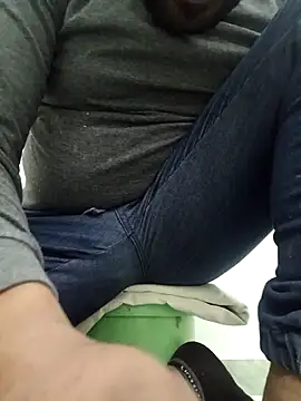 ListedLoin online show from February 21, 2025, 9:02 am