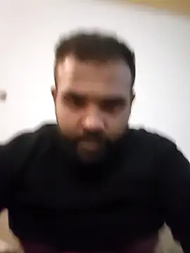 ListedLoin online show from December 19, 2025, 11:51 pm