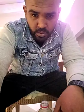 ListedLoin online show from March 22, 2025, 2:03 pm