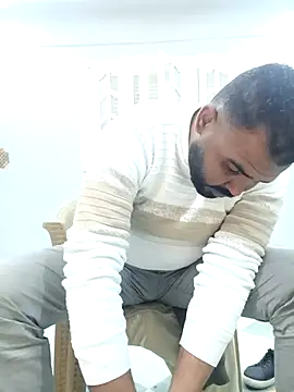 ListedLoin online show from March 20, 2025, 9:26 am