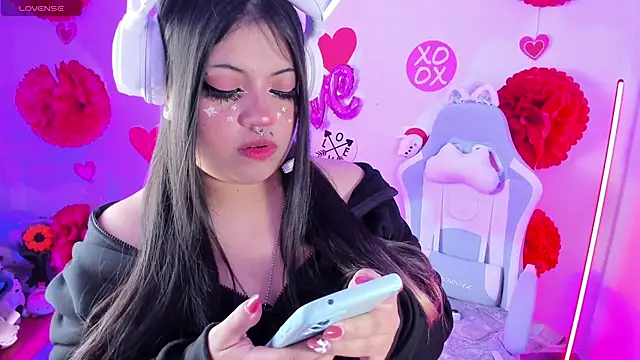 Snapshot of Ahri_Elderwood chatting on March 3, 2026, 5:58 am Ahri Elderwood online show from March 3, 2026, 5:58 am