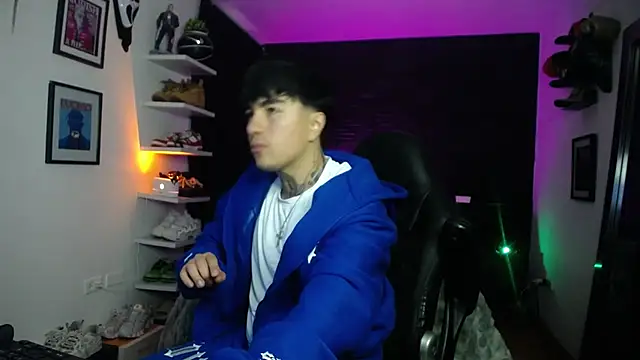 Snapshot of jung_dragon chatting on November 20, 2025, 5:41 am jung dragon online show from November 20, 2025, 5:41 am