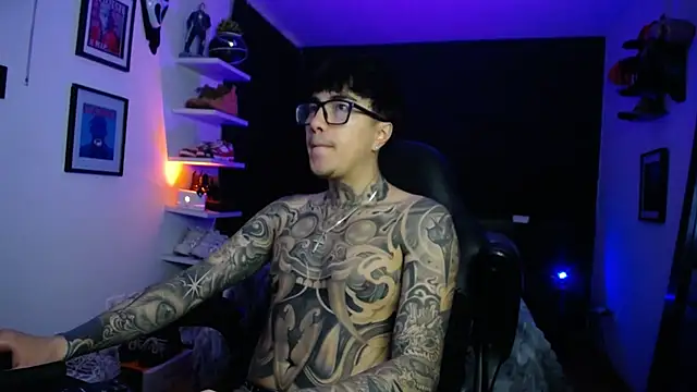 Snapshot of jung_dragon chatting on December 2, 2025, 11:34 am jung dragon online show from December 2, 2025, 11:34 am