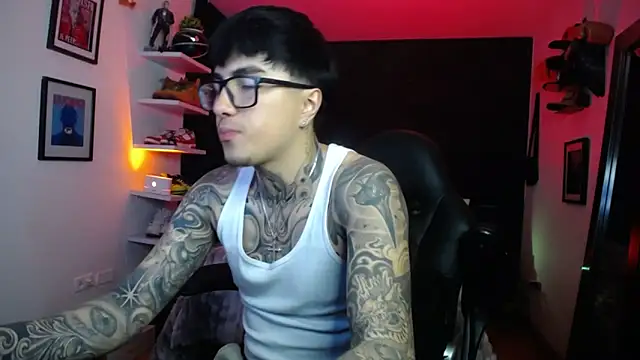 Snapshot of jung_dragon chatting on October 24, 2025, 4:33 am jung dragon online show from October 24, 2025, 4:33 am