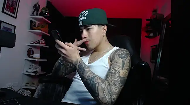 Snapshot of jung_dragon chatting on February 16, 2025, 4:53 am jung dragon online show from February 16, 2025, 4:53 am