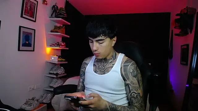 Snapshot of jung_dragon chatting on October 7, 2025, 7:31 am jung dragon online show from October 7, 2025, 7:31 am