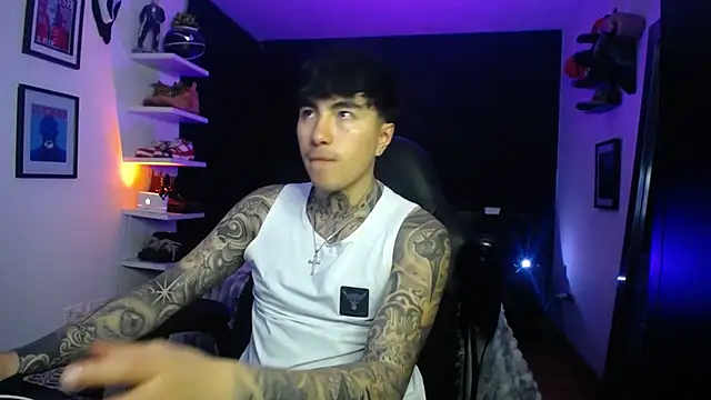 Snapshot of jung_dragon chatting on November 11, 2025, 5:02 am jung dragon online show from November 11, 2025, 5:02 am