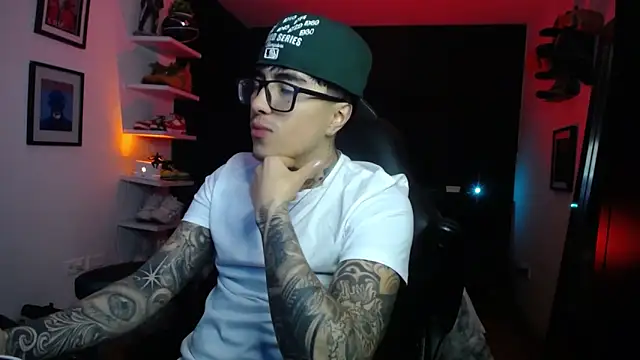 Snapshot of jung_dragon chatting on October 27, 2025, 1:28 am jung dragon online show from October 27, 2025, 1:28 am