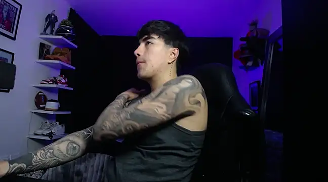 Snapshot of jung_dragon chatting on February 19, 2025, 4:23 am jung dragon online show from February 19, 2025, 4:23 am