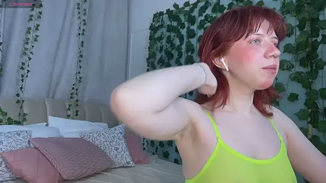 Love is Lola online show from April 16, 2026, 12:33 am