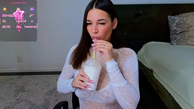 Snapshot of JessicaCartier chatting on February 20, 2026, 4:42 am JessicaCartier online show from February 20, 2026, 4:42 am