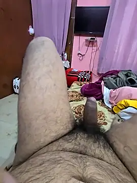 Loveboycurvy online show from February 6, 2025, 2:44 am